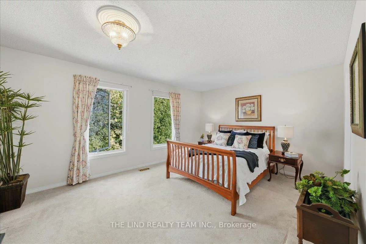 17, April, Aurora Heights, Aurora