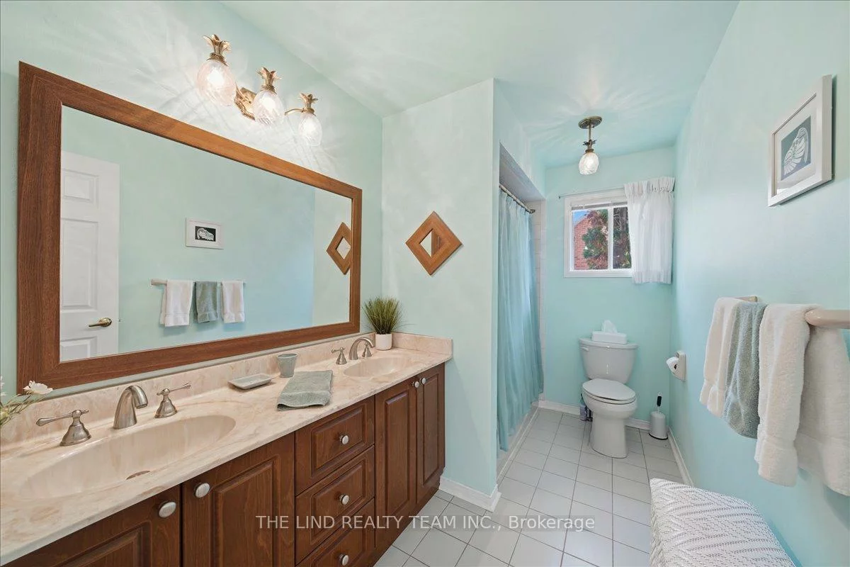 17, April, Aurora Heights, Aurora