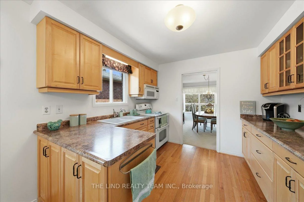 17, April, Aurora Heights, Aurora