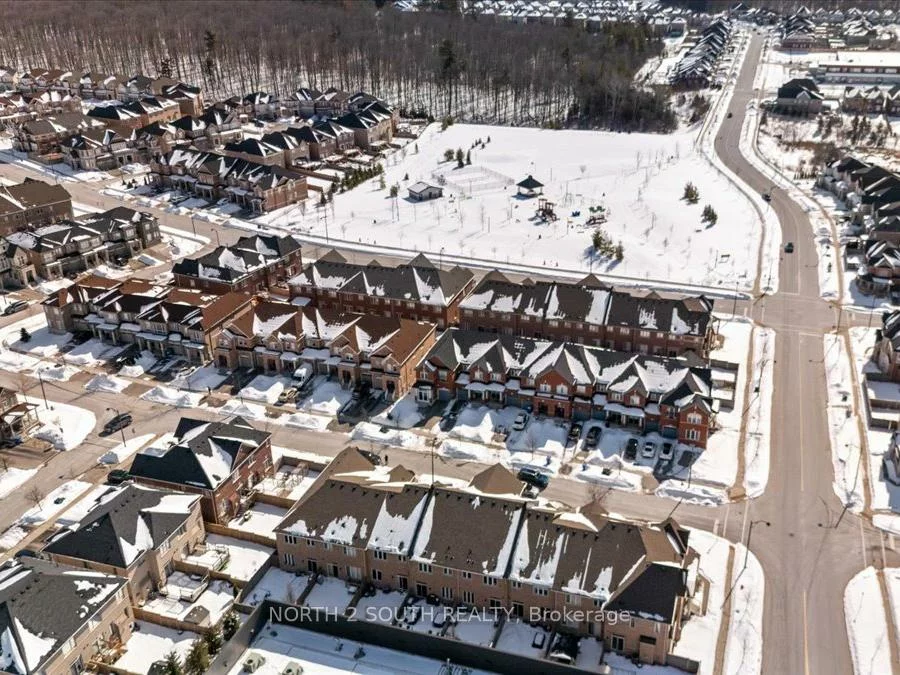 15, Gower, Rural Aurora, Aurora