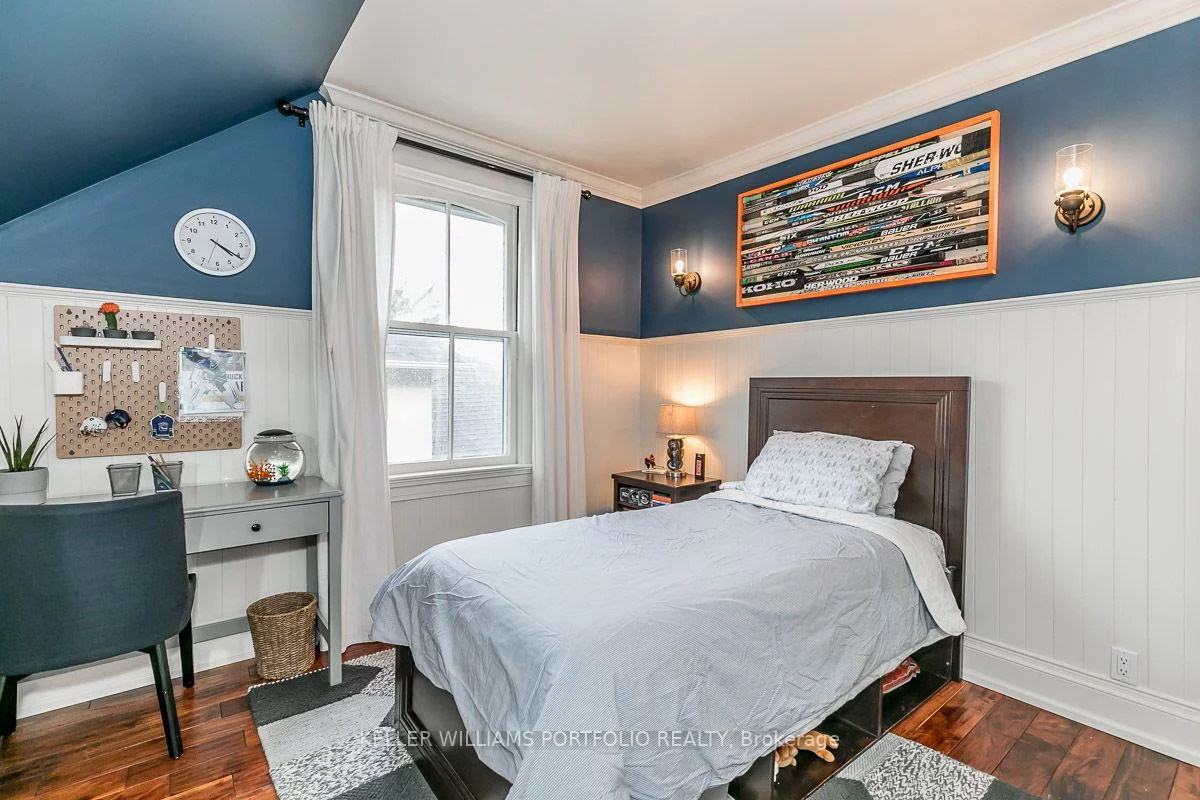 27, Catherine, Aurora Village, Aurora