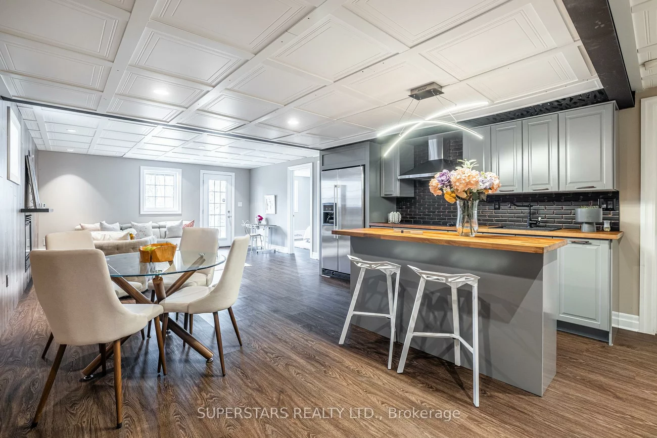 333, Thomas Phillips, Rural Aurora, Aurora