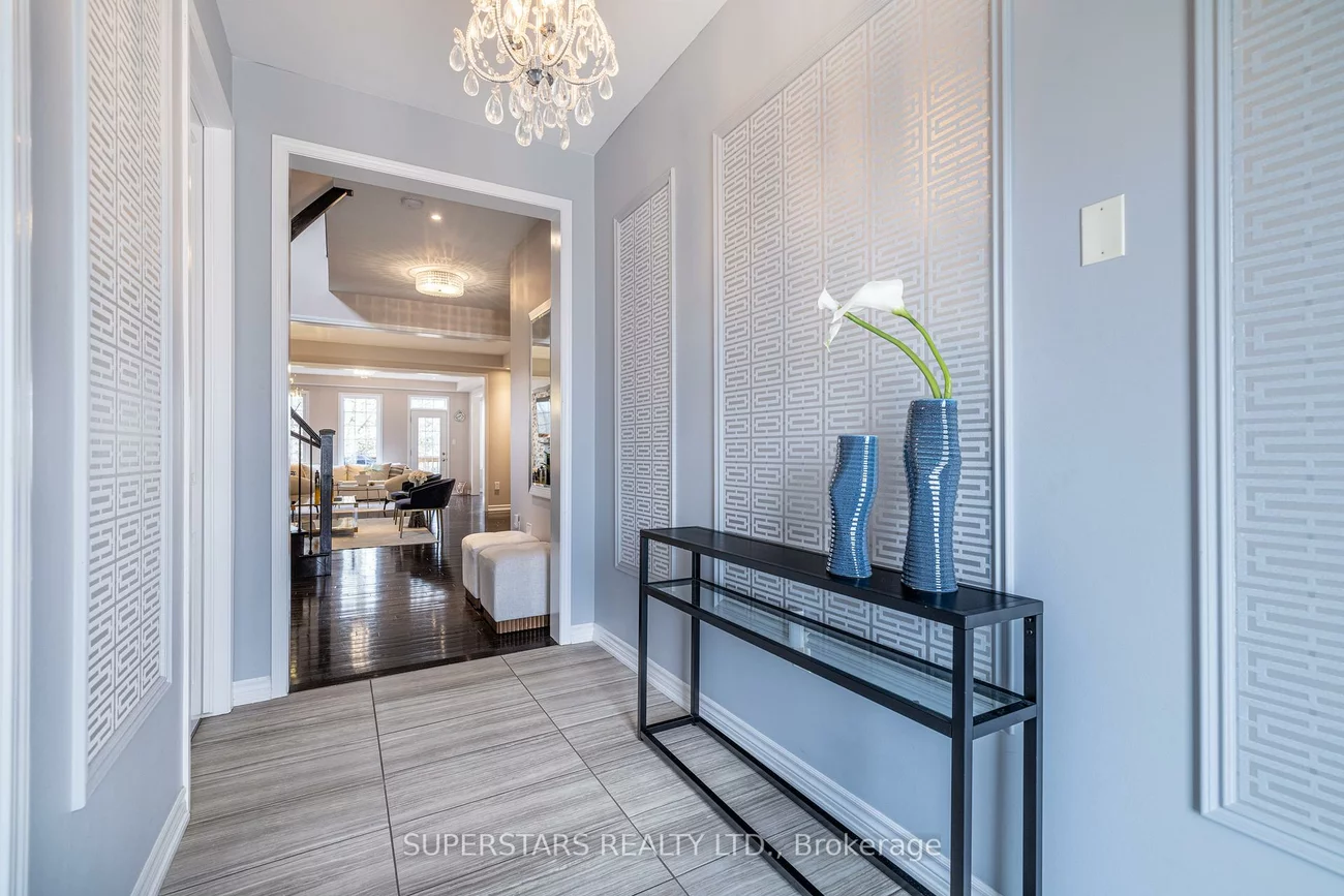 333, Thomas Phillips, Rural Aurora, Aurora