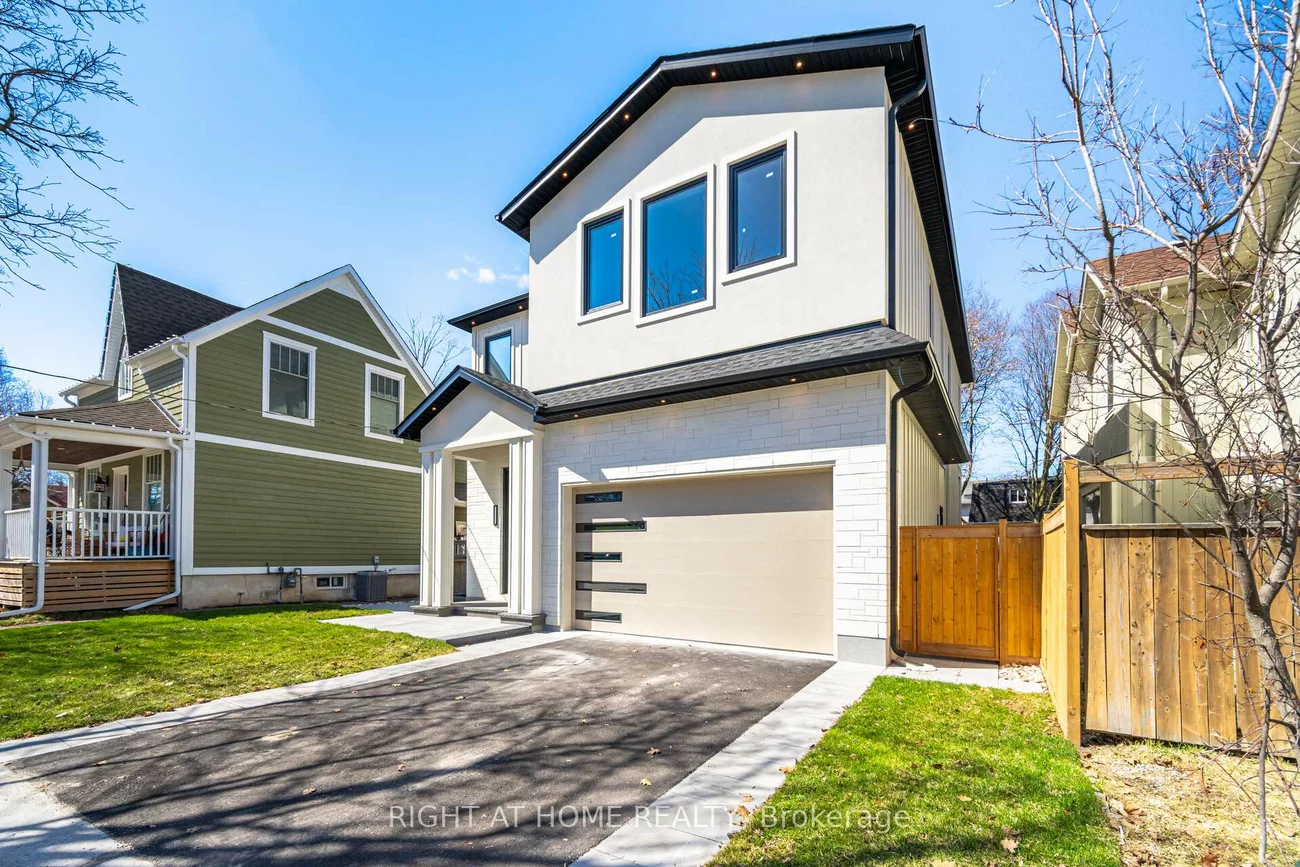 84, Mosley, Aurora Village, Aurora