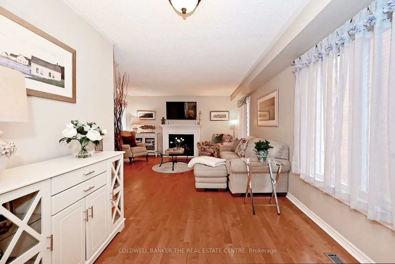 102, Deerglen, Aurora Grove, Aurora