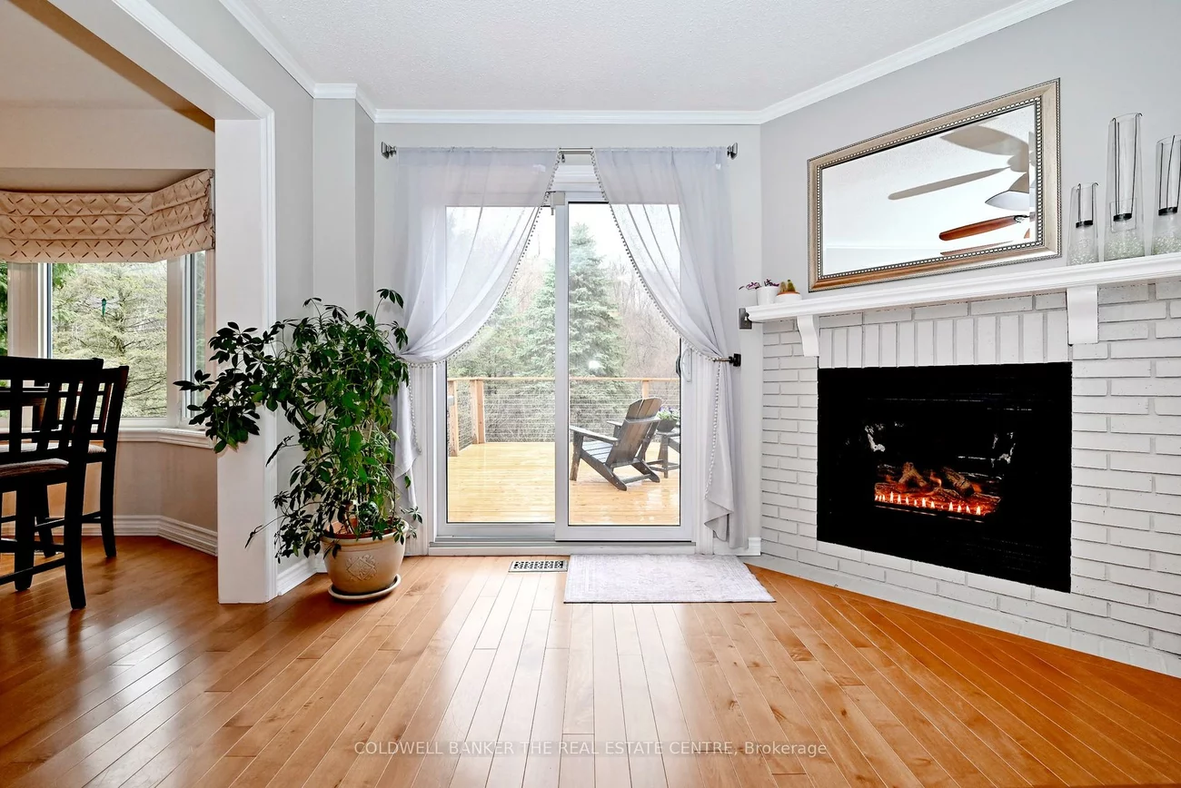 102, Deerglen, Aurora Grove, Aurora