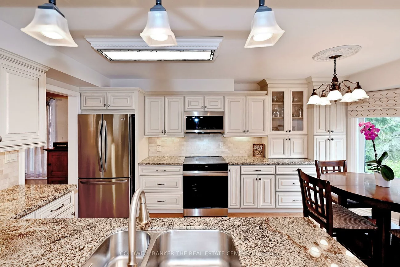 102, Deerglen, Aurora Grove, Aurora