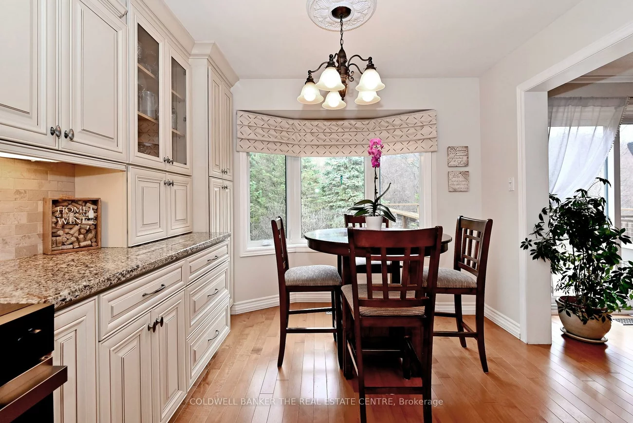 102, Deerglen, Aurora Grove, Aurora