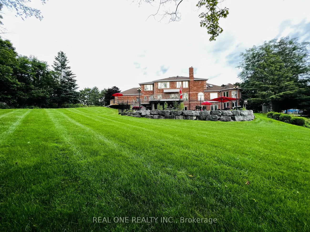 12, Jarvis, Aurora Estates, Aurora