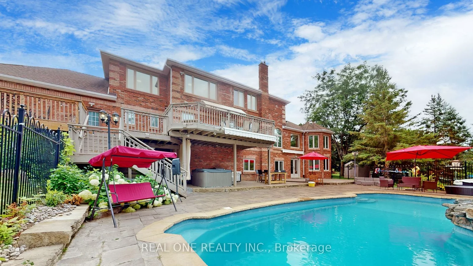 12, Jarvis, Aurora Estates, Aurora