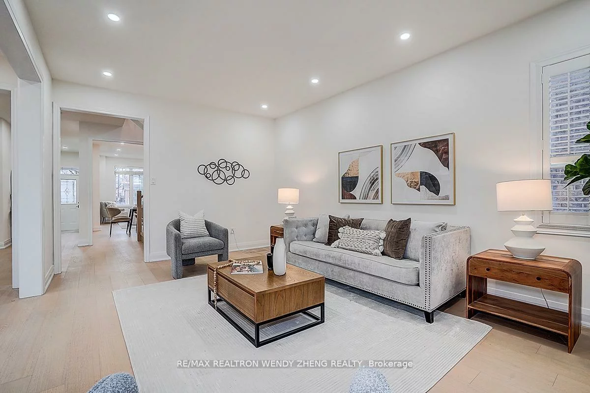 16, Hartwell, Bayview Northeast, Aurora