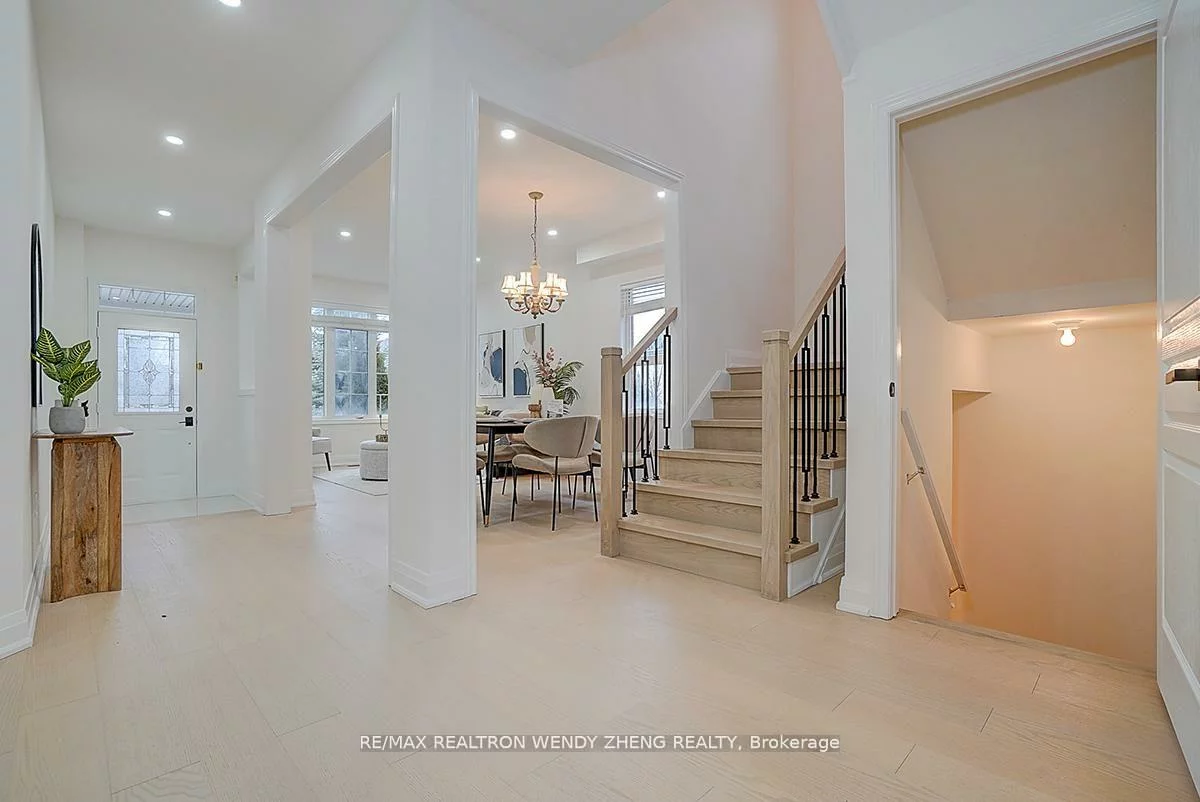 16, Hartwell, Bayview Northeast, Aurora