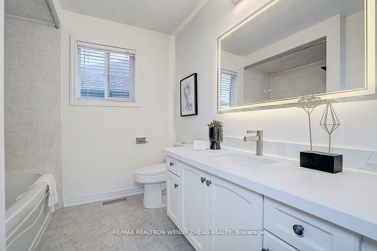 16, Hartwell, Bayview Northeast, Aurora