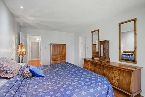 10, Haskell, Aurora Highlands, Aurora