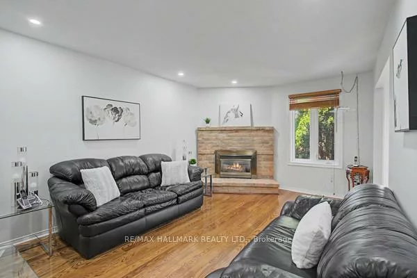 10, Haskell, Aurora Highlands, Aurora