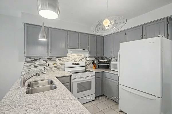 10, Haskell, Aurora Highlands, Aurora