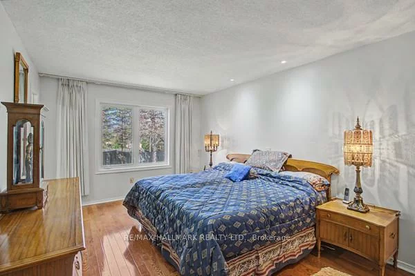 10, Haskell, Aurora Highlands, Aurora