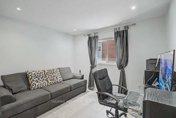 10, Haskell, Aurora Highlands, Aurora