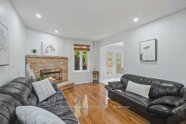 10, Haskell, Aurora Highlands, Aurora