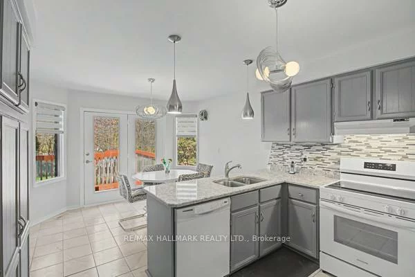 10, Haskell, Aurora Highlands, Aurora