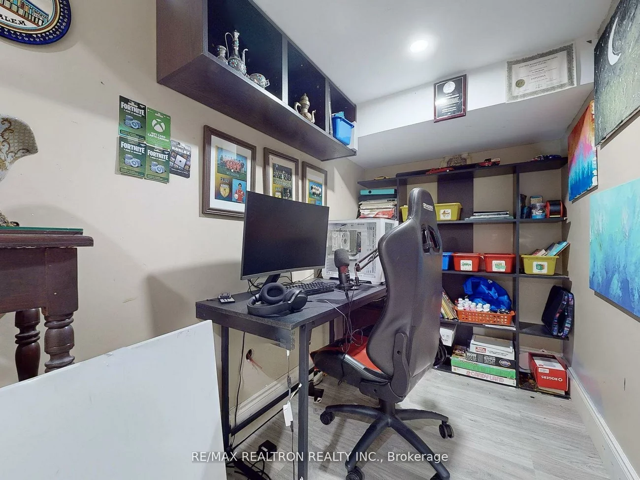 21, Watkins Glen, Bayview Wellington, Aurora