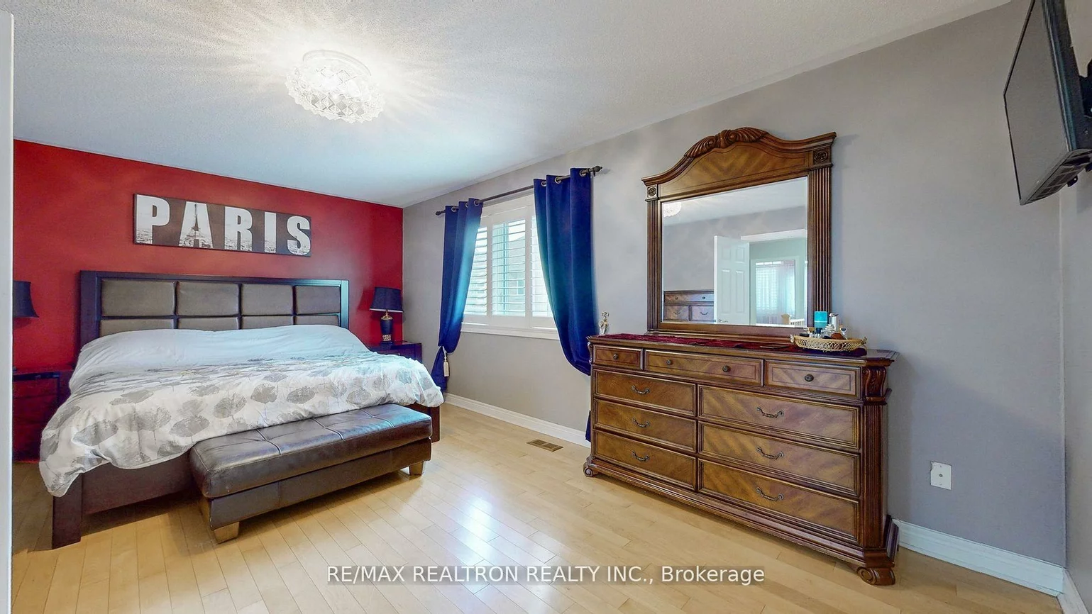 21, Watkins Glen, Bayview Wellington, Aurora