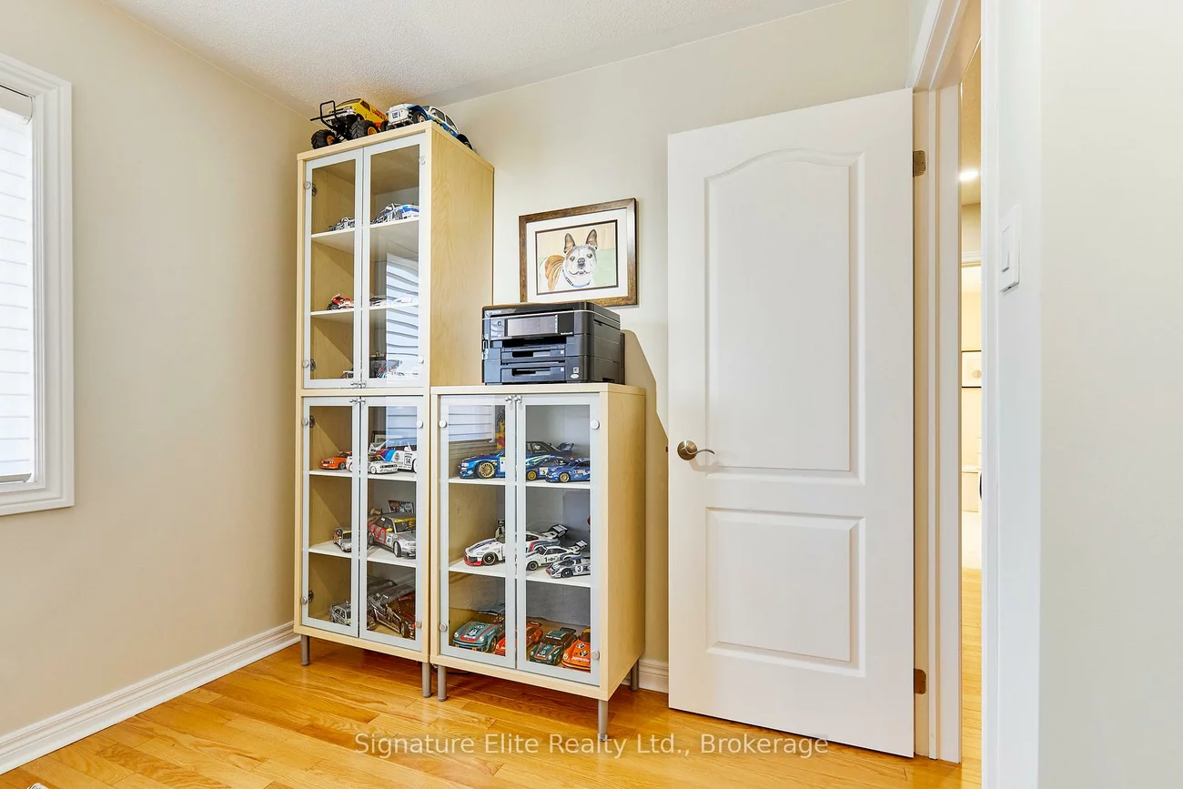 39, Perivale, Bayview Wellington, Aurora