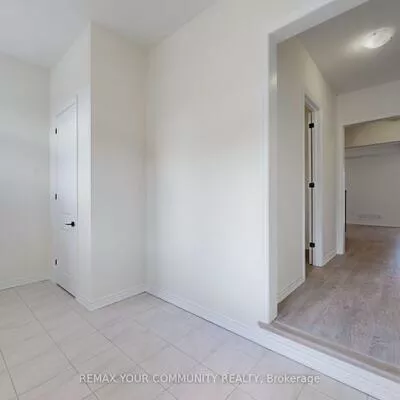 105, Halldorson, Bayview Northeast, Aurora