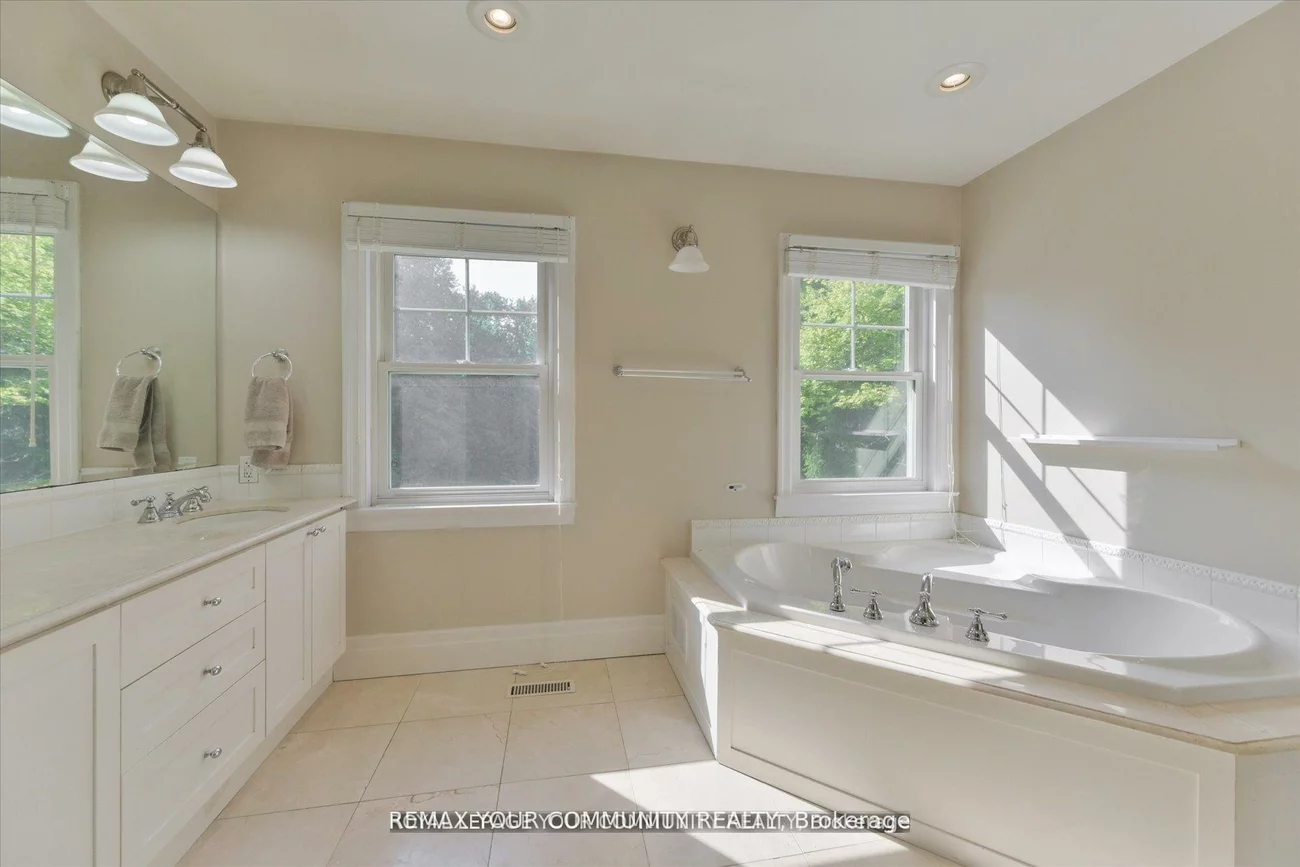 7, Skyview, Aurora Estates, Aurora