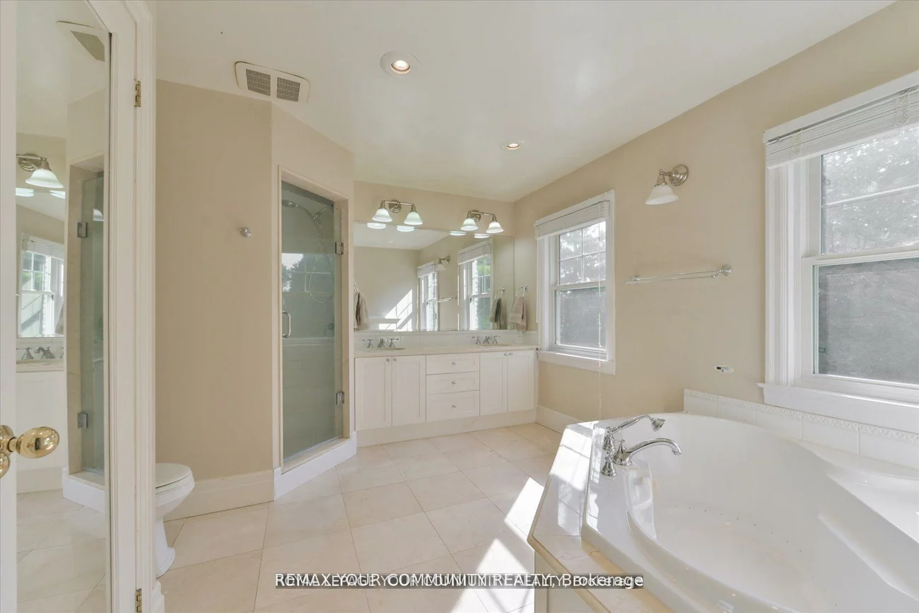 7, Skyview, Aurora Estates, Aurora