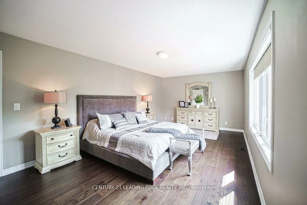 204, Ivy Jay, Bayview Northeast, Aurora