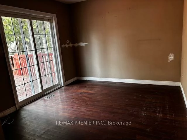 40, Aurora Heights, Aurora Heights, Aurora