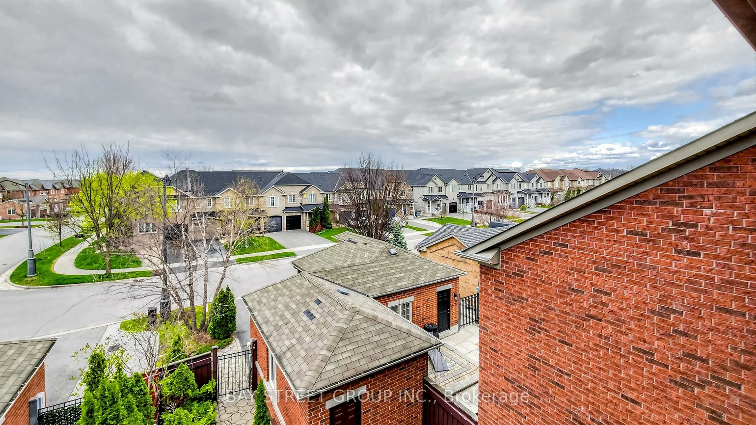 97, Zokol, Bayview Northeast, Aurora