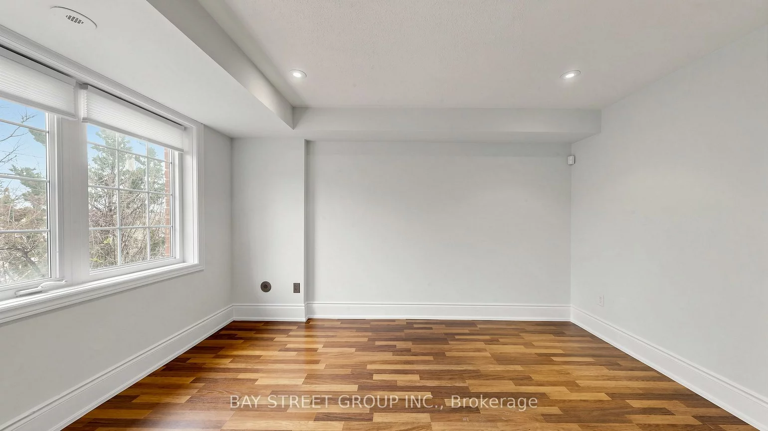 97, Zokol, Bayview Northeast, Aurora
