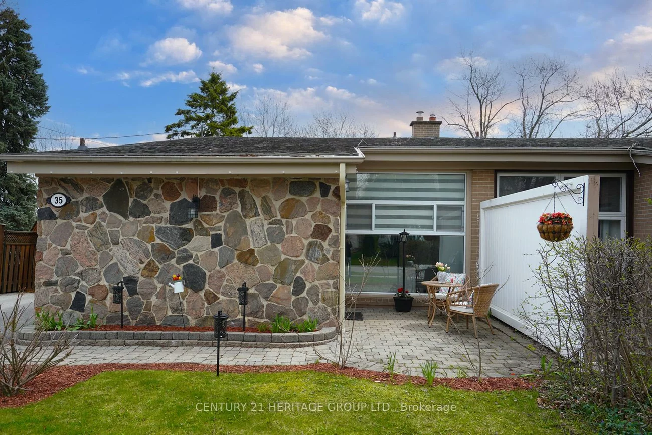 35, Jasper, Aurora Heights, Aurora