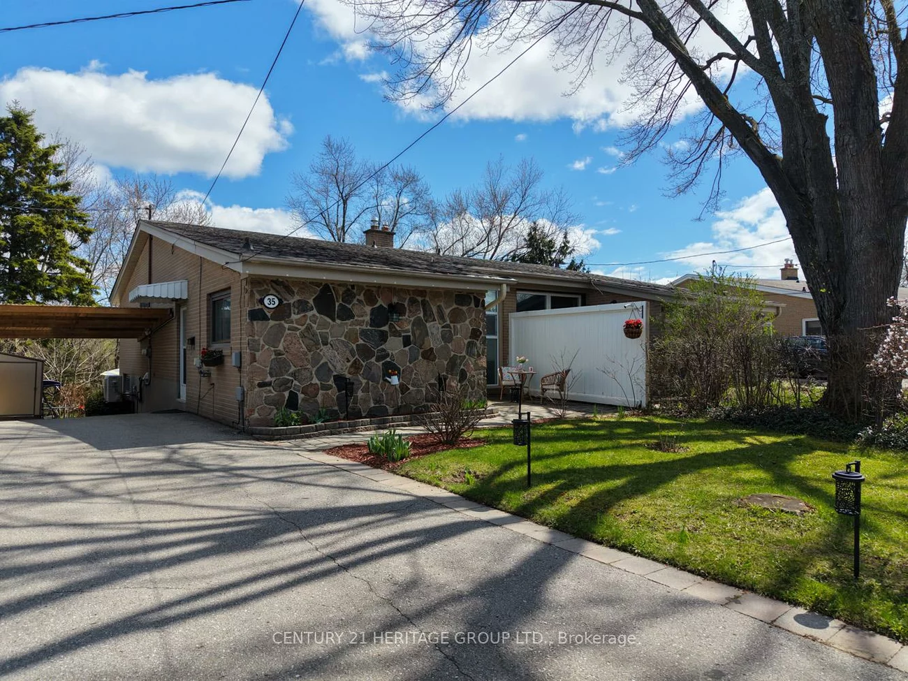 35, Jasper, Aurora Heights, Aurora