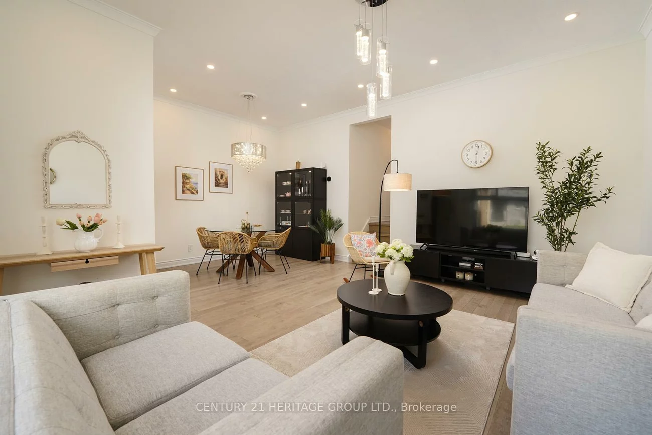 35, Jasper, Aurora Heights, Aurora