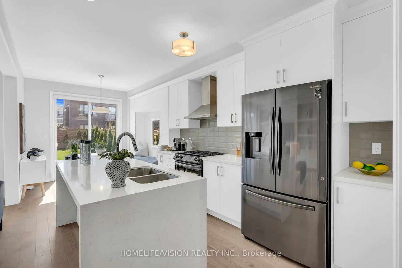 35, Pine Hill, Aurora Estates, Aurora