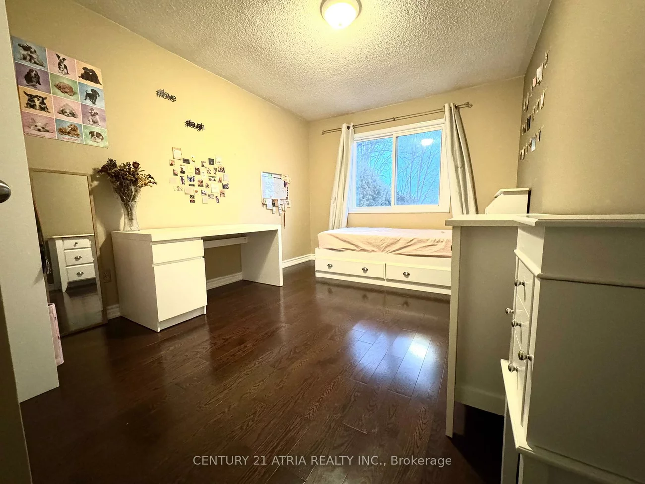 15, Timpson, Aurora Highlands, Aurora