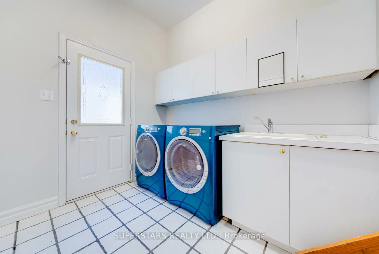 105, Mcclellan, Aurora Highlands, Aurora