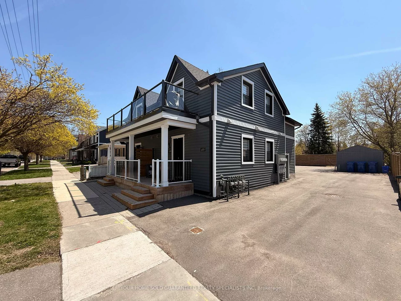 41, Mosley, Aurora Village, Aurora