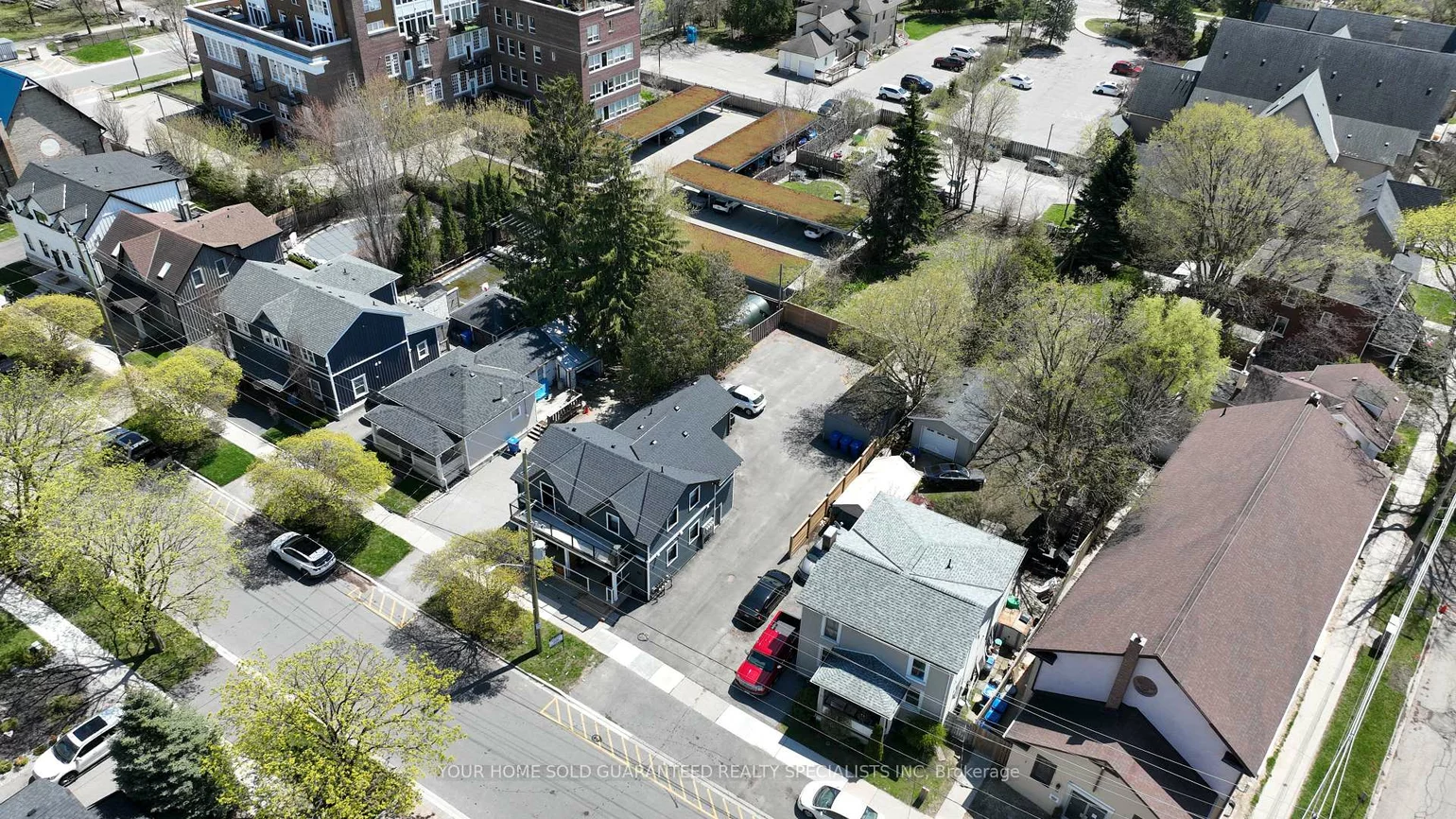 41, Mosley, Aurora Village, Aurora