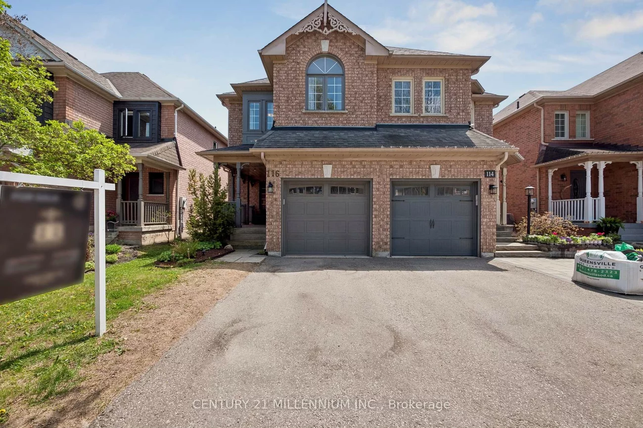 116, Woodroof, Bayview Wellington, Aurora