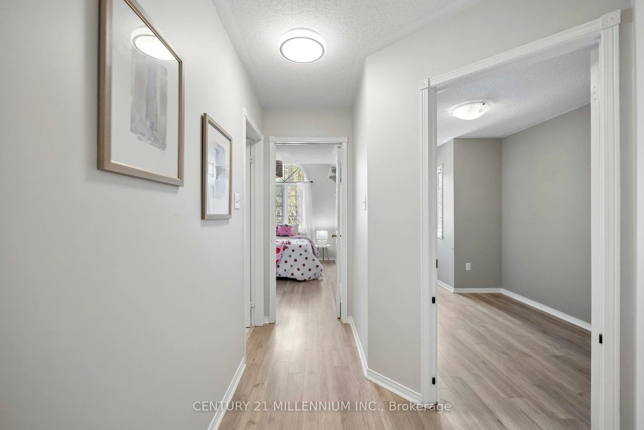 116, Woodroof, Bayview Wellington, Aurora
