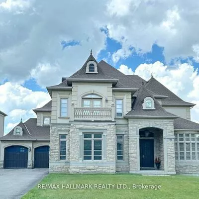 123, Carisbrooke, Bayview Southeast, Aurora