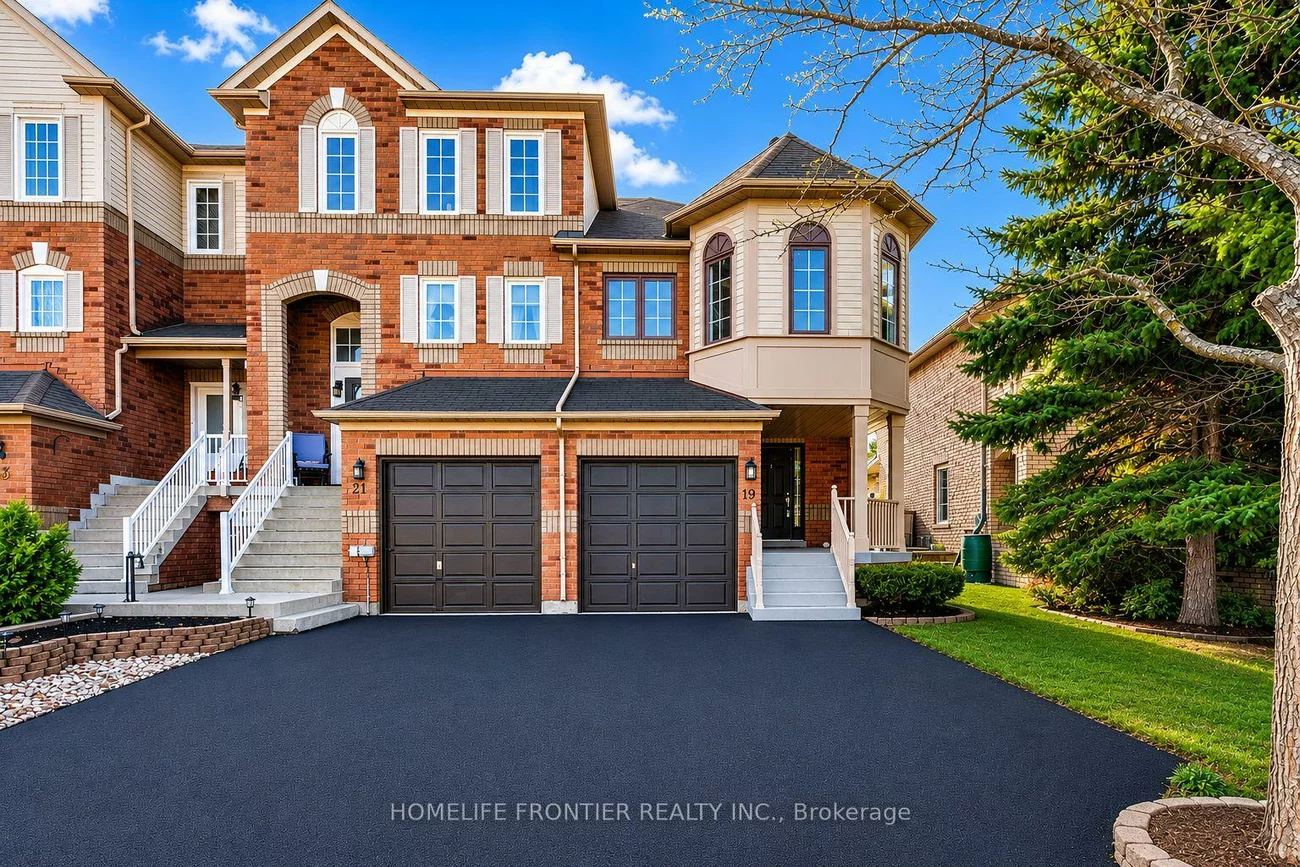 19, Bowler, Bayview Wellington, Aurora