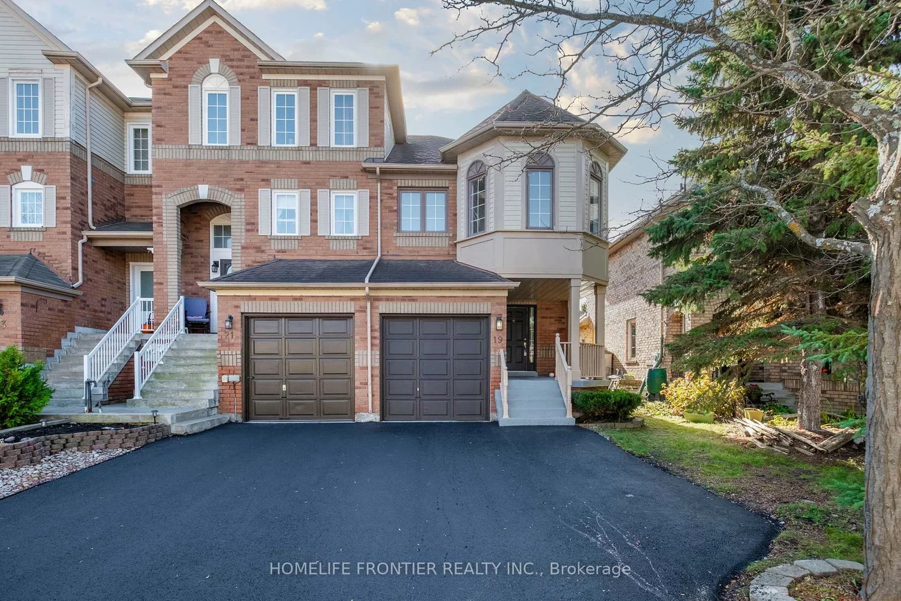 19, Bowler, Bayview Wellington, Aurora