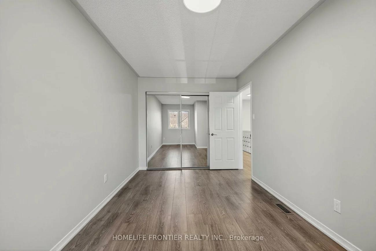 19, Bowler, Bayview Wellington, Aurora