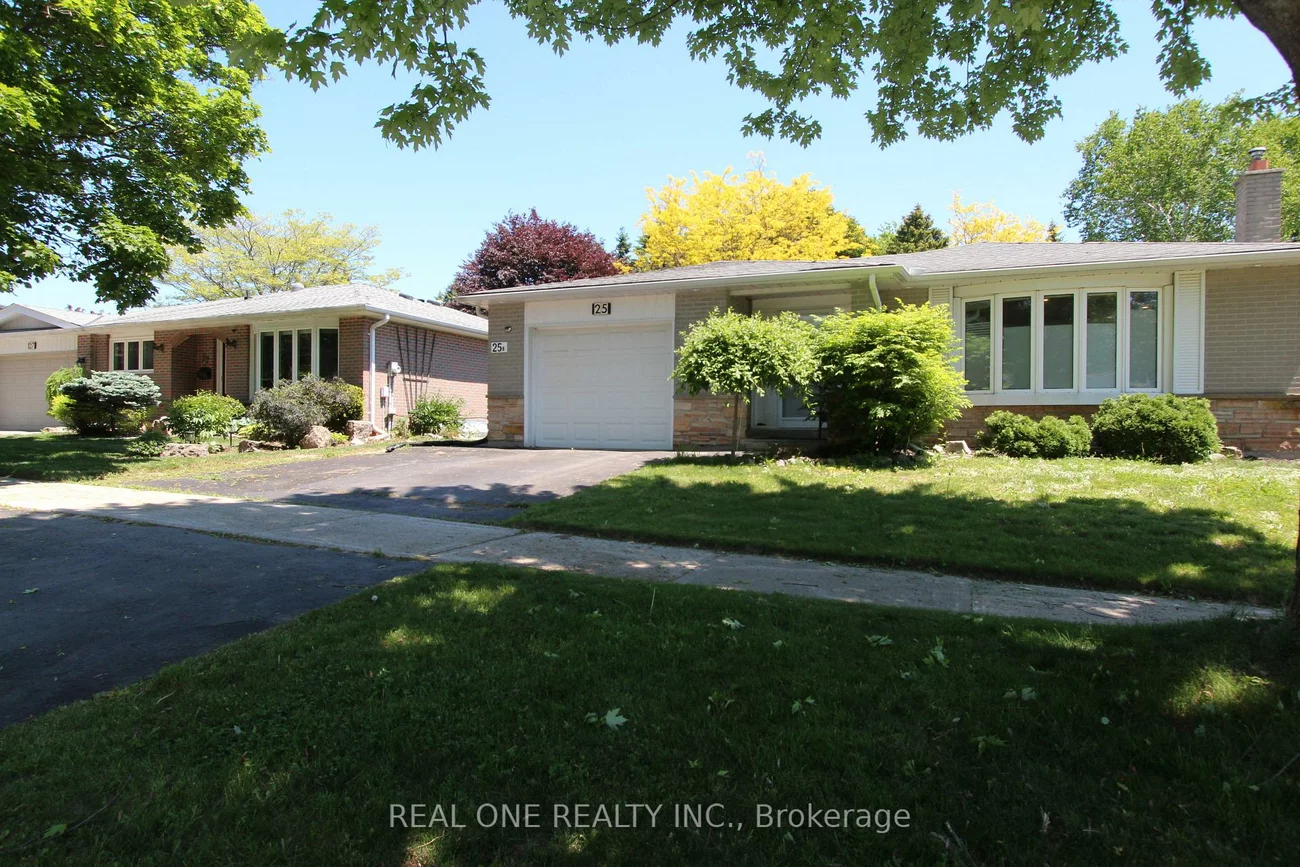 25, Bigwin, Aurora Heights, Aurora