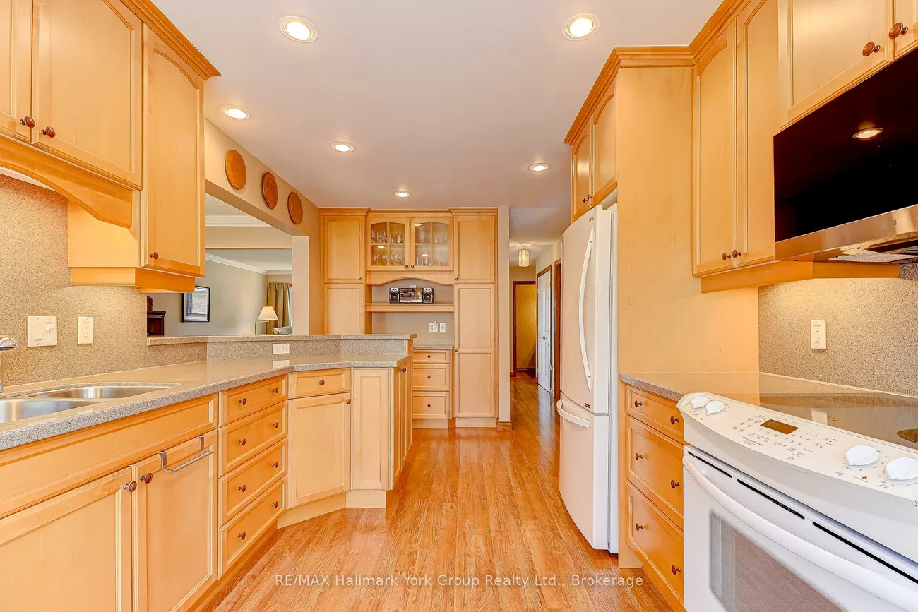 42, Lanewood, Hills of St Andrew, Aurora